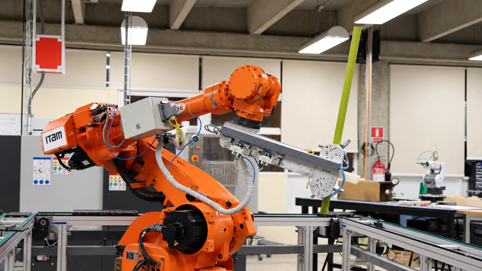 産業用ロボット設備の参考写真